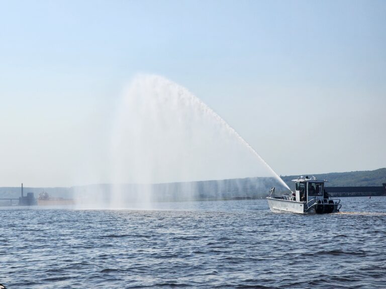 24′ Landing Craft Fire & Rescue Boat