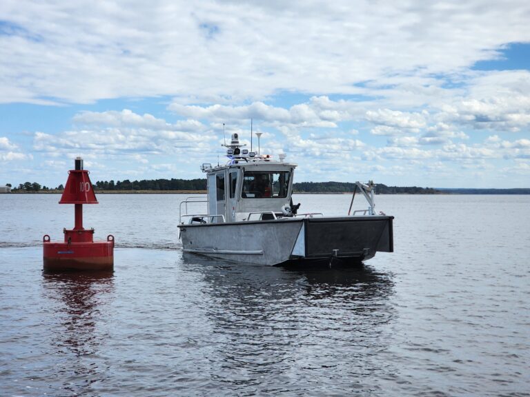 26′ Landing Craft Fire & Rescue Boat